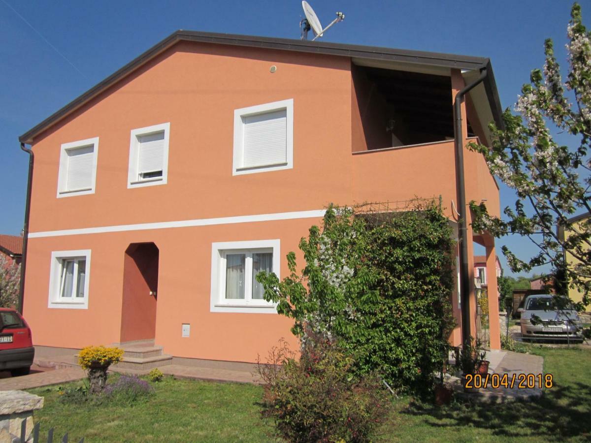 Apartments Antunovic Umago Esterno foto